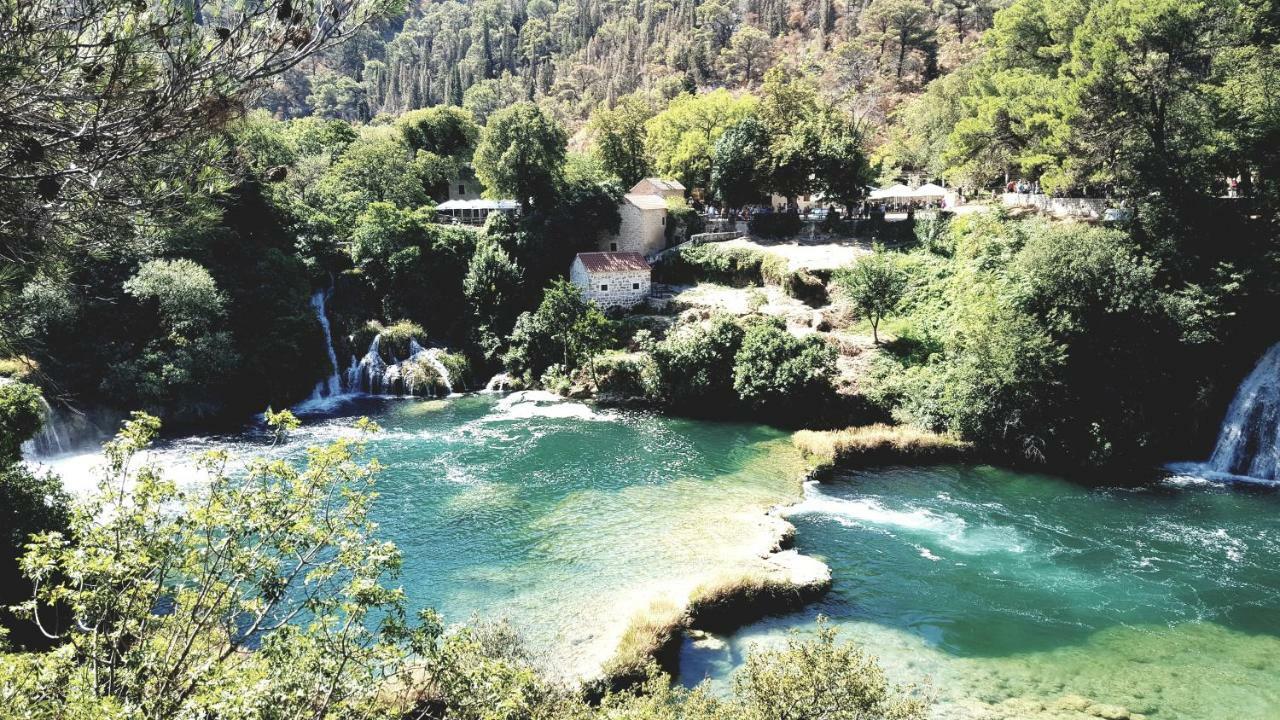 Haus Milana Nin